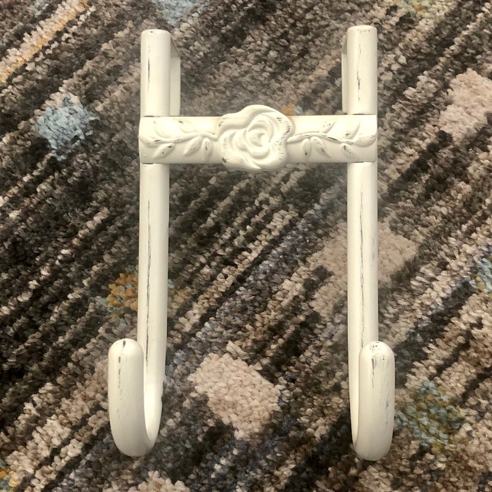Over the Door Cottage Rose Double Hook ~ Like New!